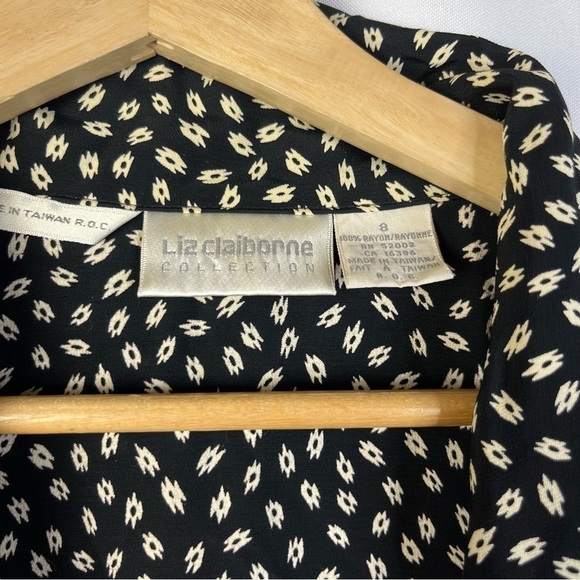 Liz Claiborne Black & Beige Printed Relaxed Fit Rayon Blazer 8 - Picture 4 of 4